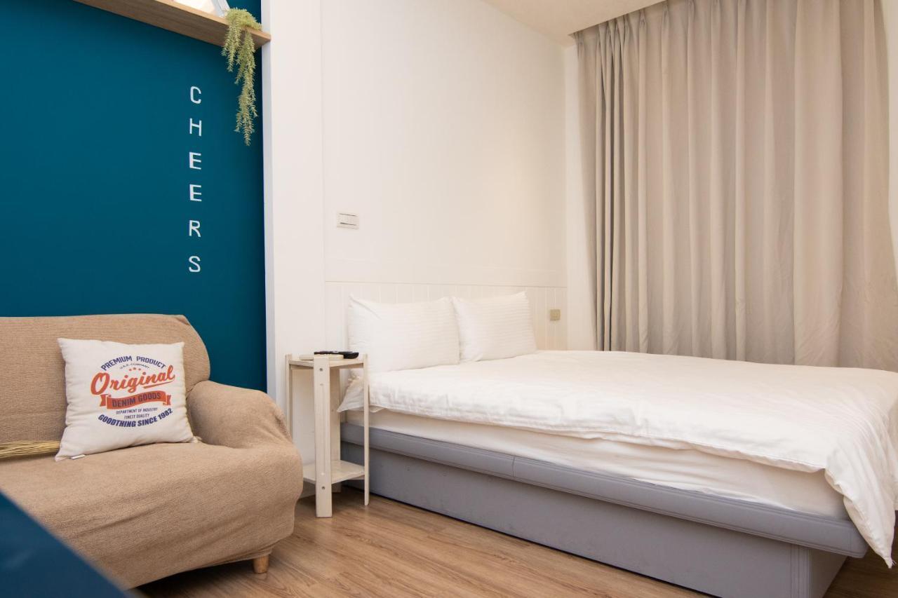 Sleepie Muti-Minsu Center Daire Kaohsiung Dış mekan fotoğraf