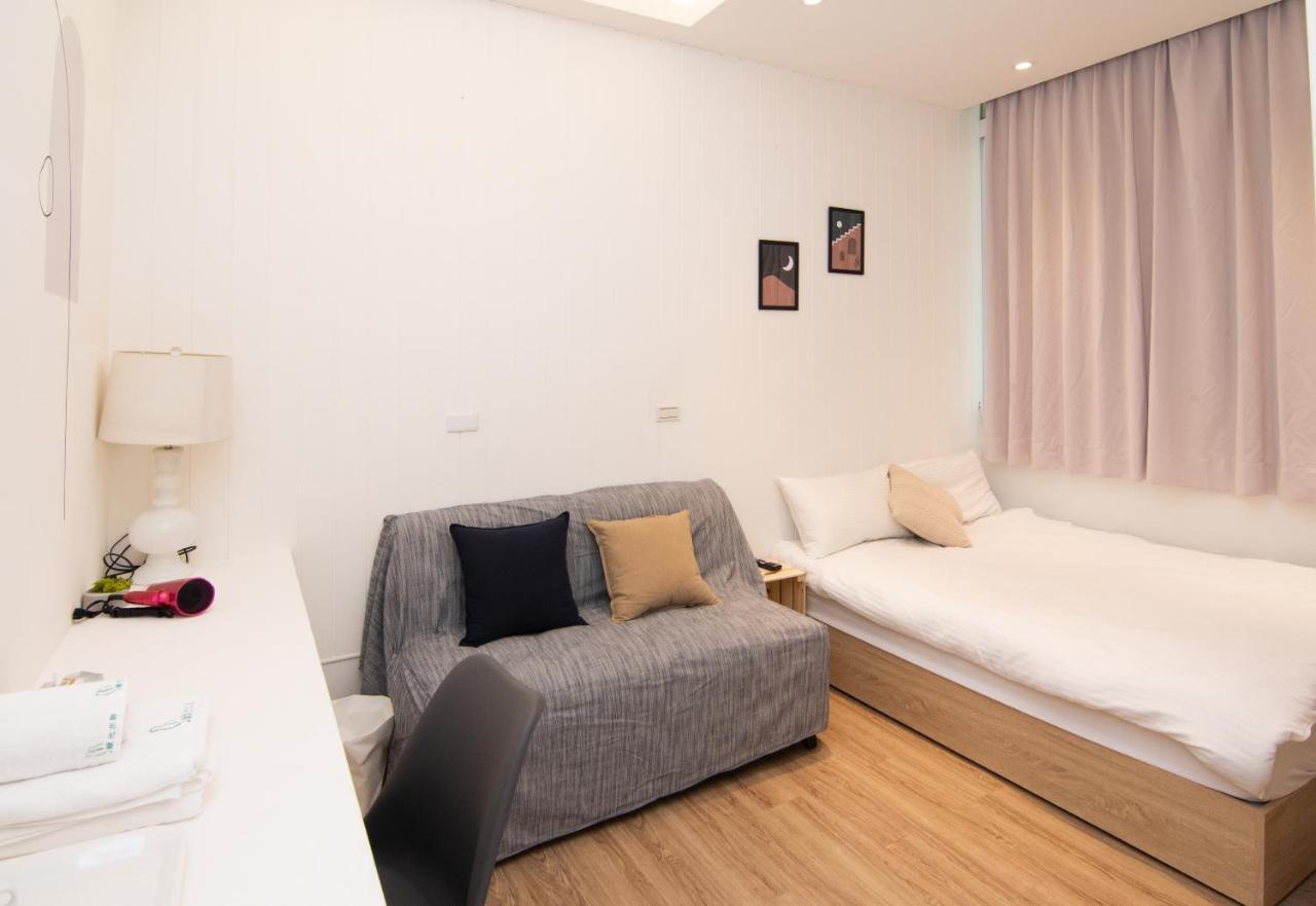 Sleepie Muti-Minsu Center Daire Kaohsiung Dış mekan fotoğraf