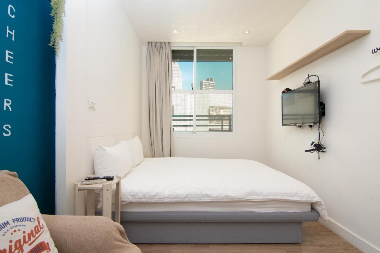 Sleepie Muti-Minsu Center Daire Kaohsiung Dış mekan fotoğraf